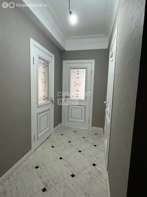 2-комнатная квартира: Махачкала, проспект Насрутдинова, 272Бк2 (50 м) - Фото 1