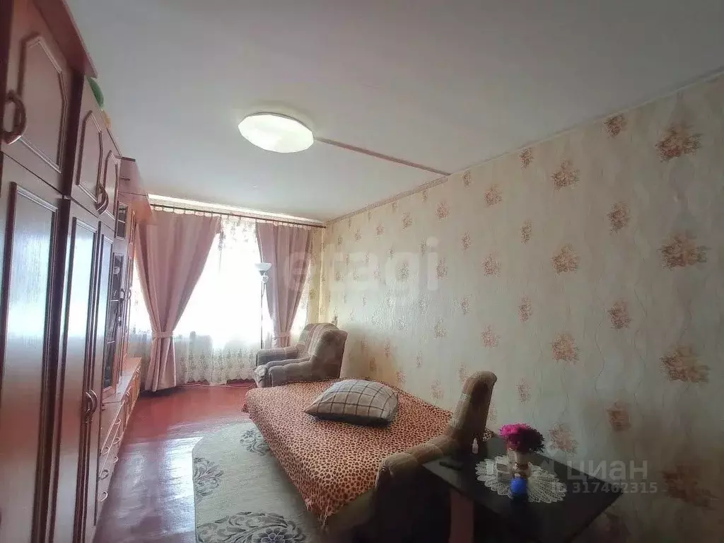 1-к кв. Псковская область, Остров Строитель мкр, 5 (36.6 м) - Фото 1