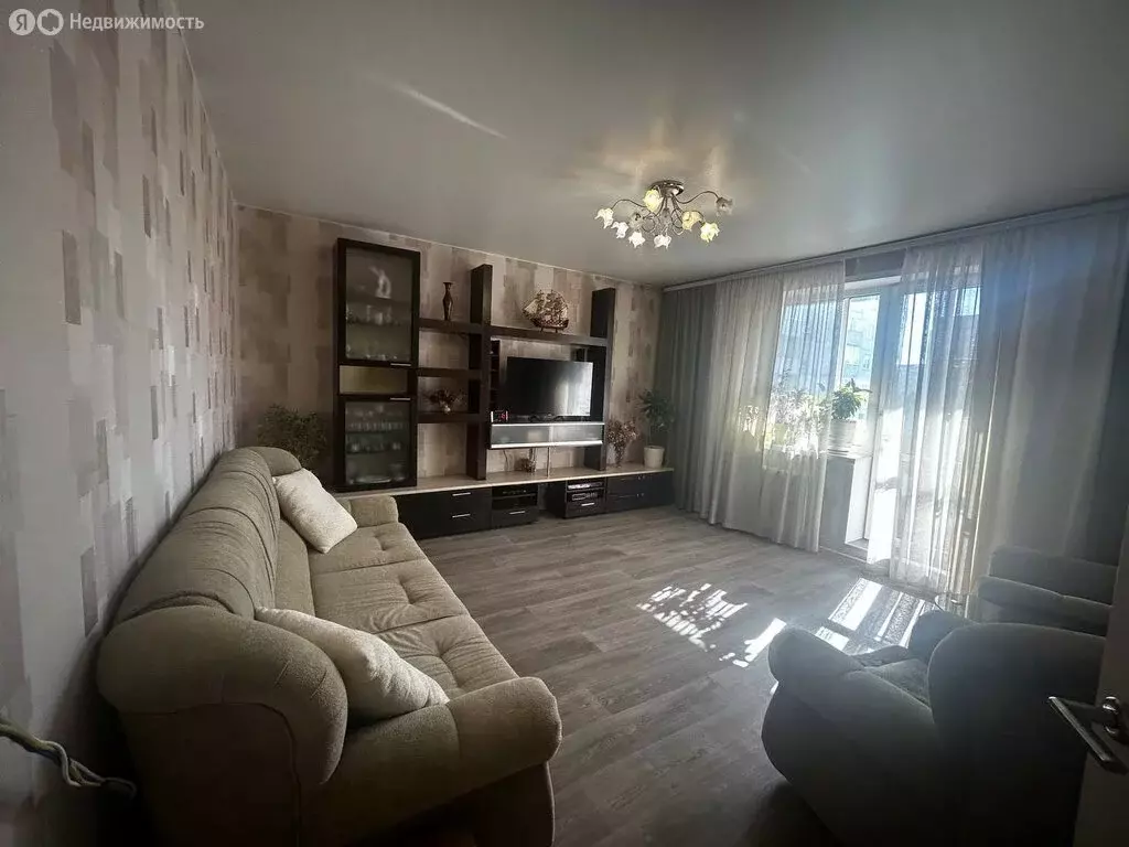 3-комнатная квартира: Барнаул, Балтийская улица, 38 (66.3 м) - Фото 0