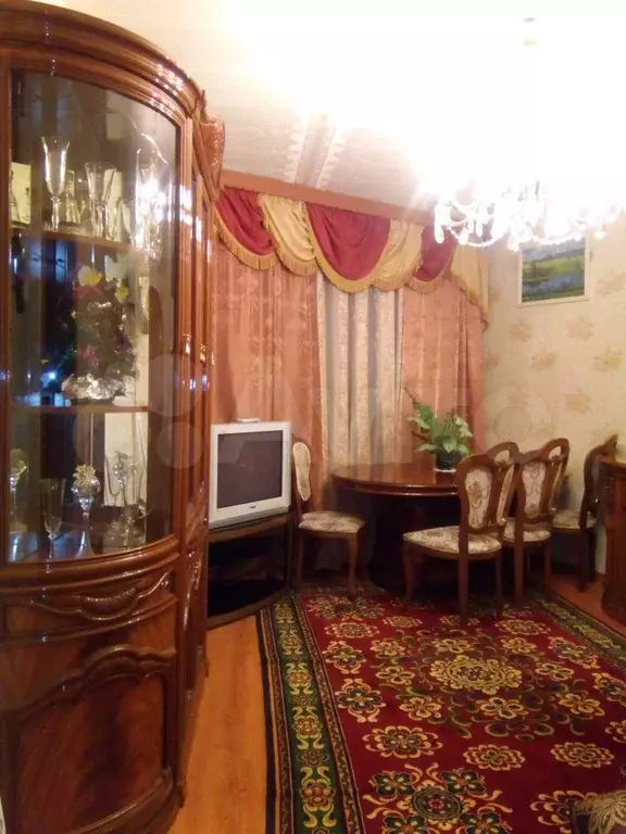 2-к. квартира, 56 м, 2/9 эт. - Фото 1