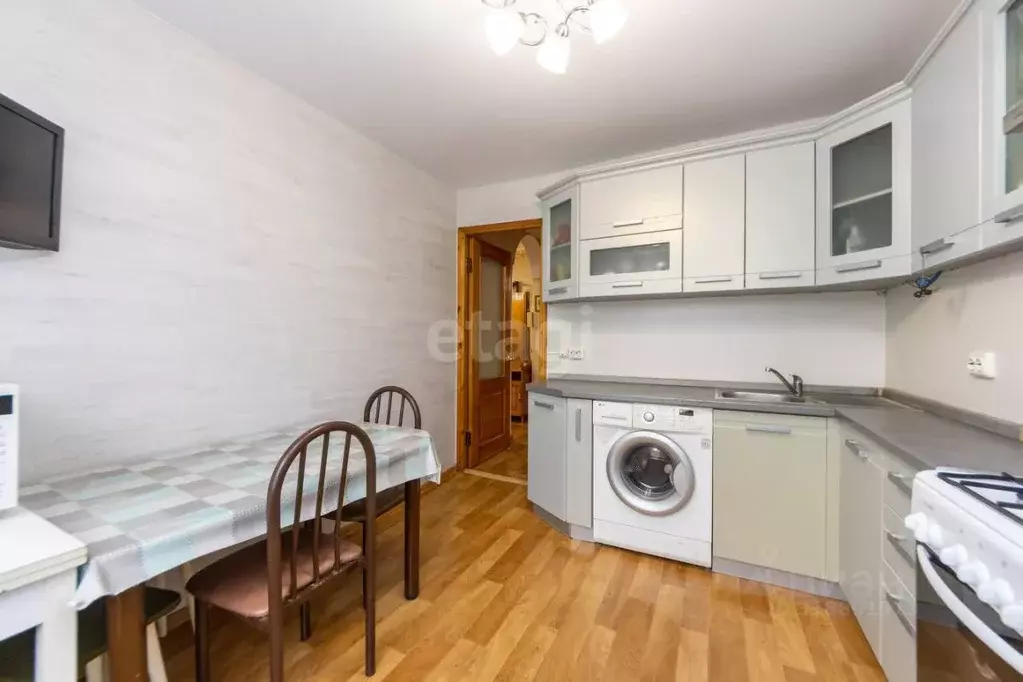 3-к кв. Хабаровский край, Хабаровск ДОС кв-л, 42 (64.8 м) - Фото 0