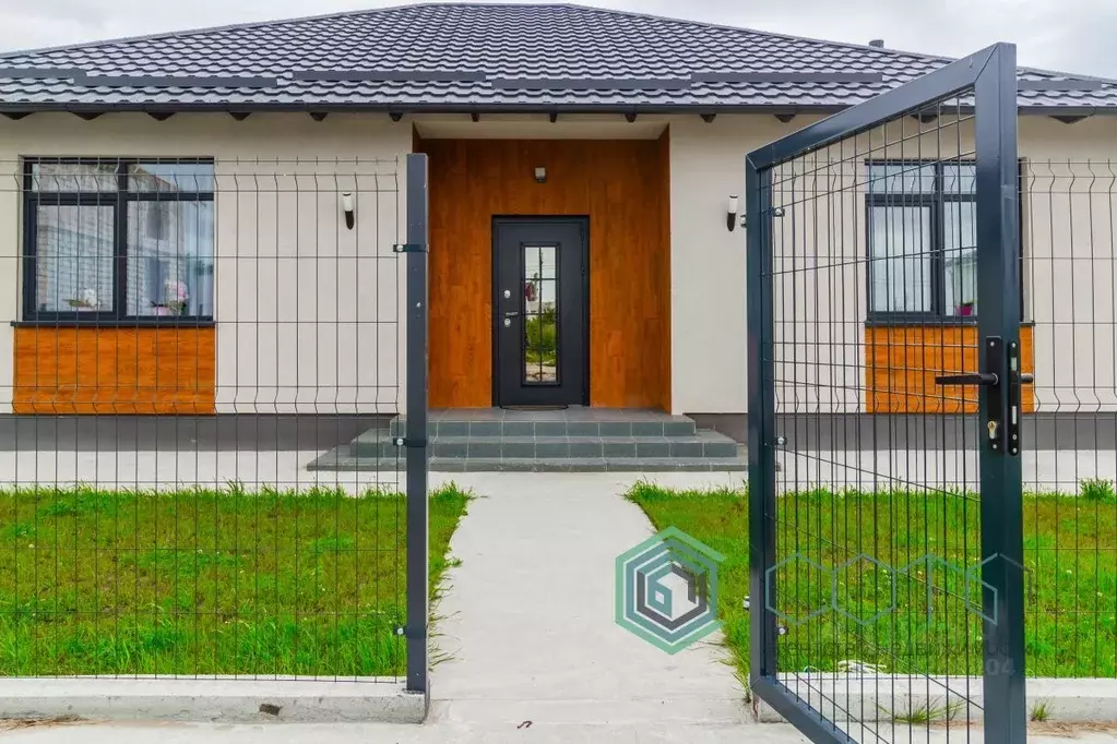 Дом в Калининградская область, Гурьевский муниципальный округ, пос. ... - Фото 2