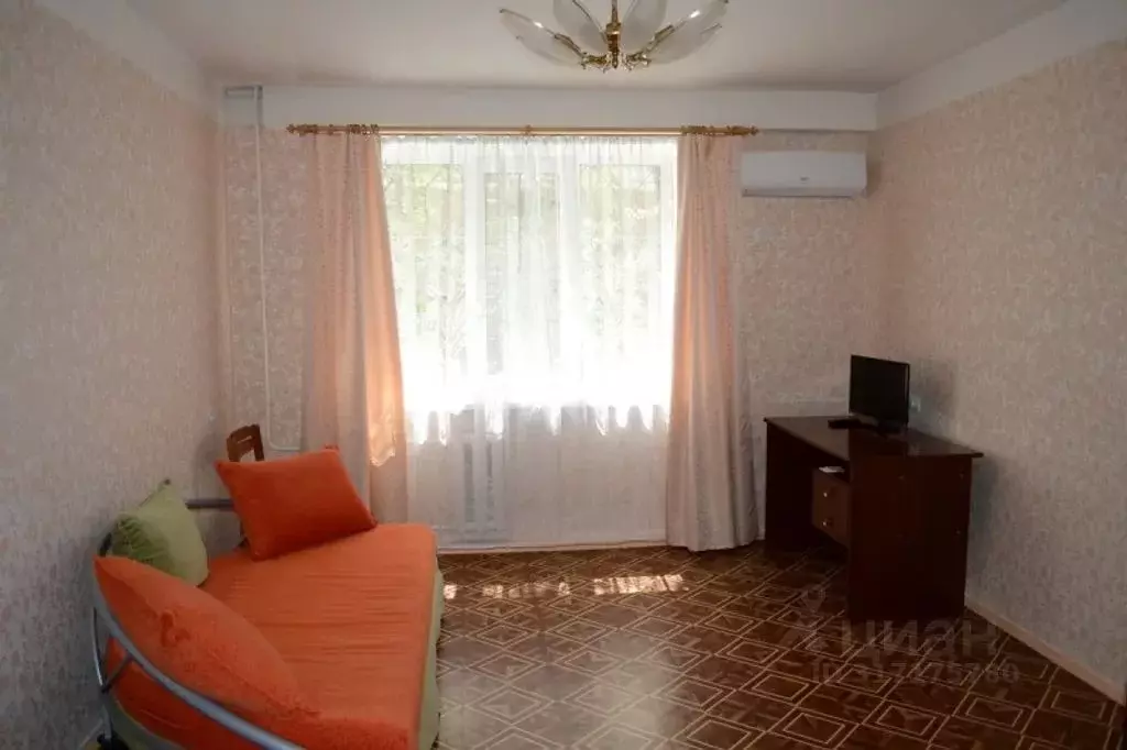3-к кв. Краснодарский край, Геленджик Ульяновская ул., 23 (68.0 м) - Фото 0