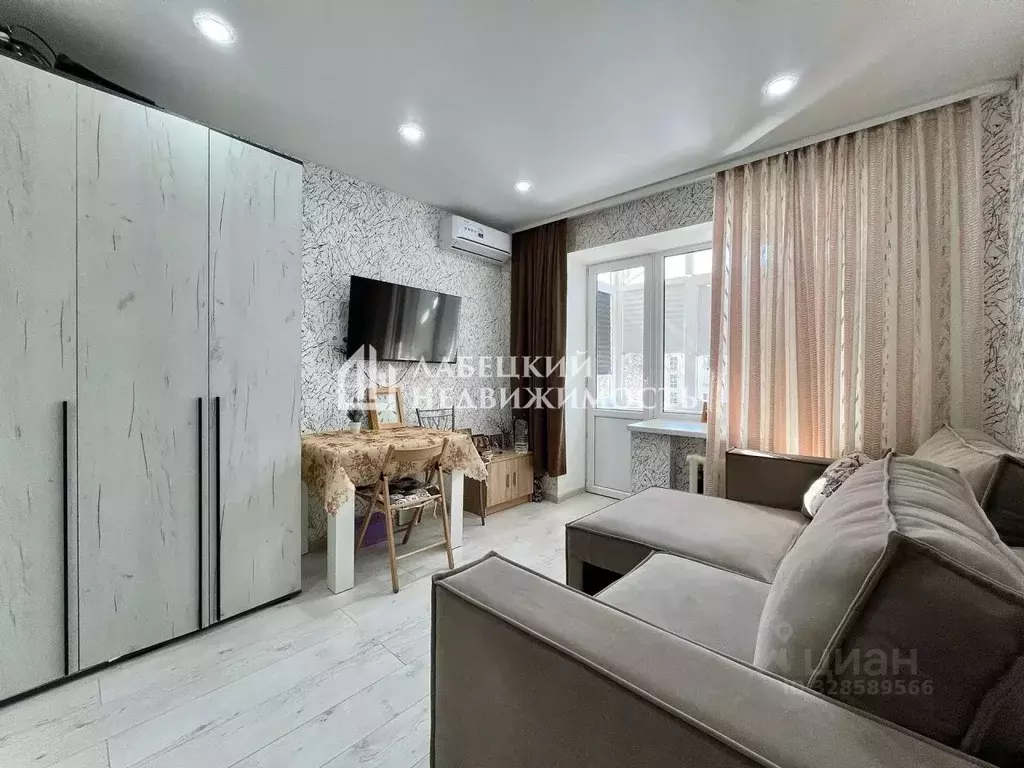 6-к кв. Татарстан, Казань ул. Восстания, 27 (17.5 м) - Фото 1