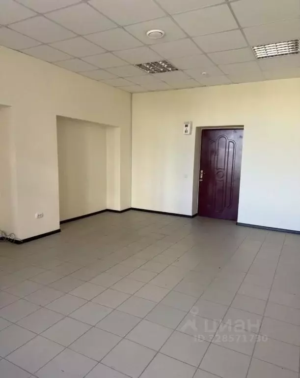 Офис в Татарстан, Набережные Челны просп. Чулман, 37 (25 м) - Фото 2