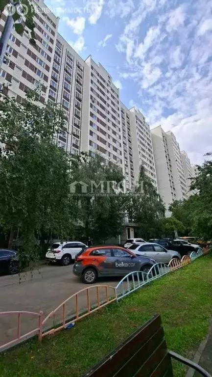 3-комнатная квартира: Москва, Батайский проезд, 53 (73.8 м) - Фото 1