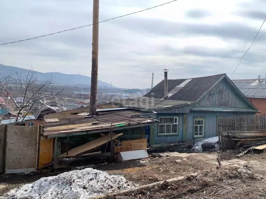 Дом в Челябинская область, Миасс ул. Бажова (43 м) - Фото 1