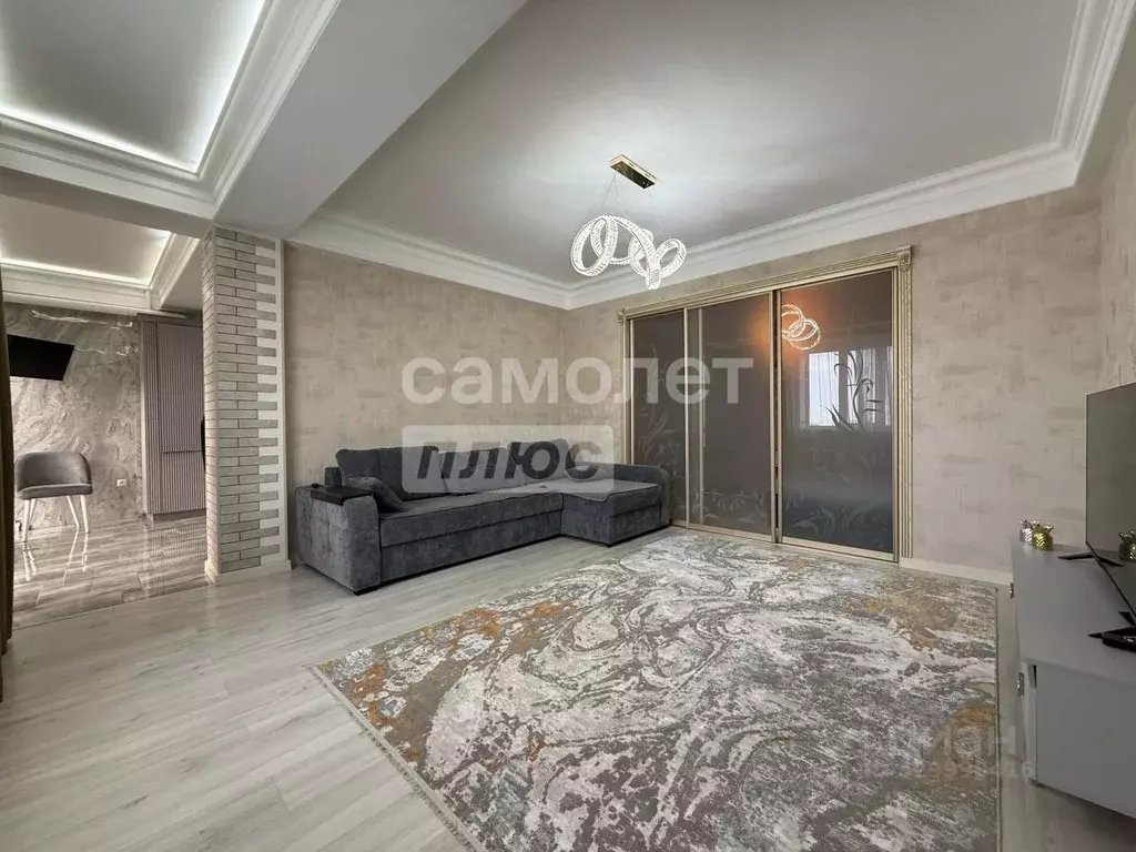 2-к кв. Дагестан, Каспийск просп. Акулиничева, 23к2 (73.0 м) - Фото 1