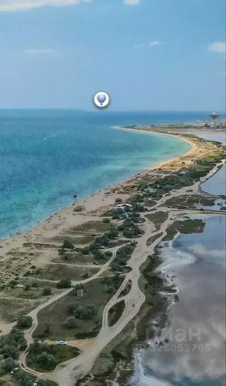 Участок в Крым, Сакский район, Молочненское с/пос ул. Алексея Леонова ... - Фото 1