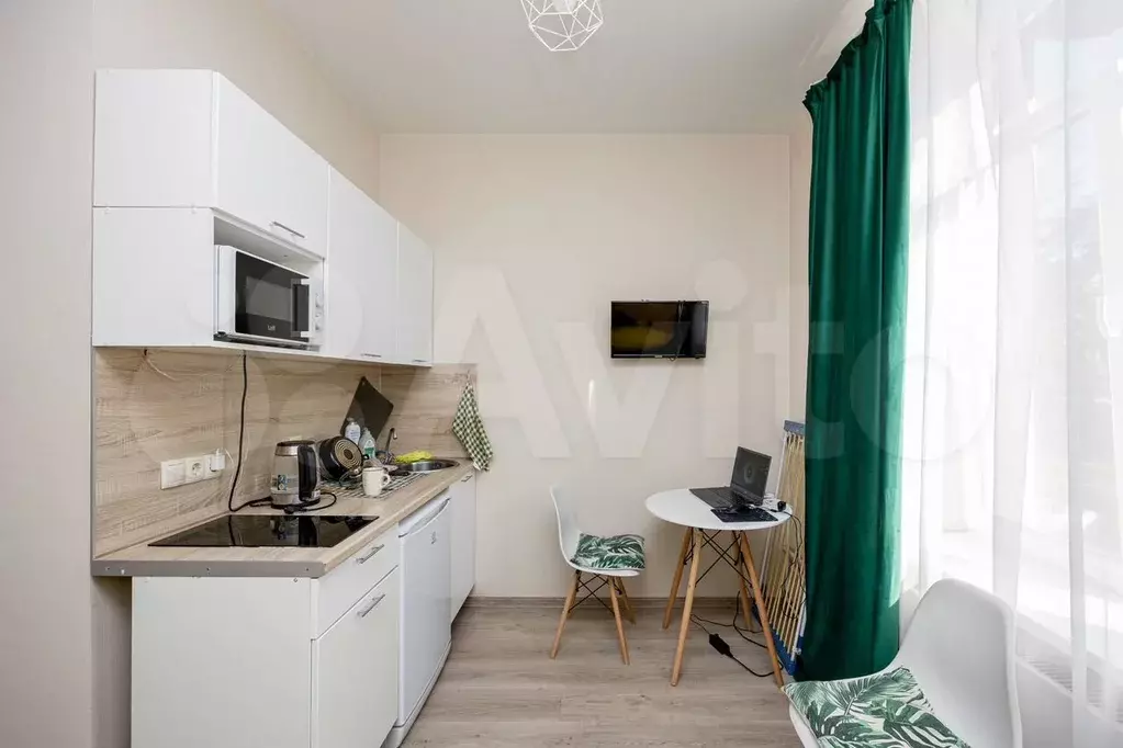 Апартаменты-студия, 13,5 м, 2/5 эт. - Фото 1