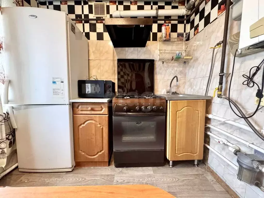 2-к кв. Смоленская область, Ярцево ул. Чернышевского, 5 (42.0 м) - Фото 1