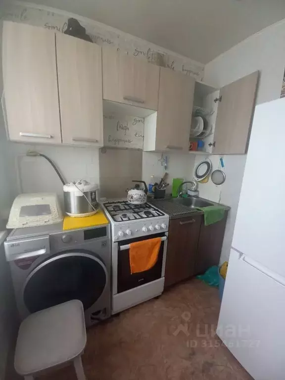 2-к кв. Смоленская область, Смоленск ул. Кирова, 59 (45.0 м) - Фото 0
