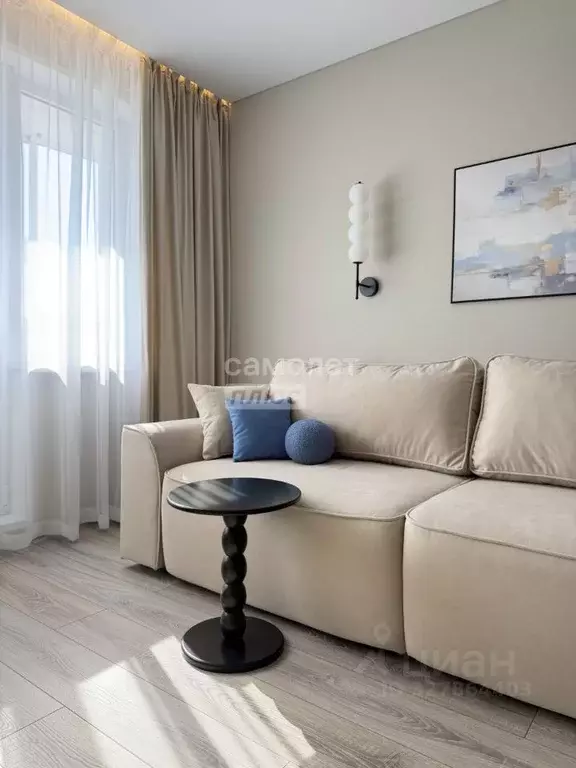 2-к кв. Челябинская область, Челябинск ул. Братьев Кашириных, 106 ... - Фото 1