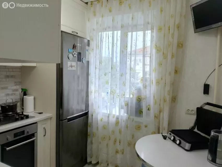 3-комнатная квартира: Курган, улица Володарского, 62 (58.7 м) - Фото 0