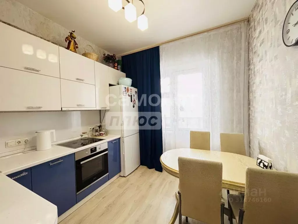 2-к кв. Ханты-Мансийский АО, Нижневартовск ул. Ленина, 39 (56.0 м) - Фото 0