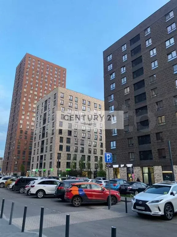 Торговое помещение 77м2 в Бизнес ЖК - Фото 1