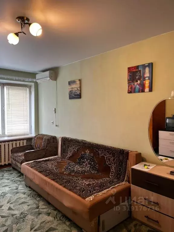 1-к кв. Волгоградская область, Волгоград ул. Аренского, 2/1 (32.0 м) - Фото 0
