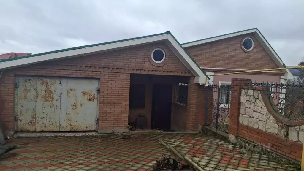 Дом в Самарская область, Тольятти ул. Грибоедова, 6 (140 м) - Фото 1