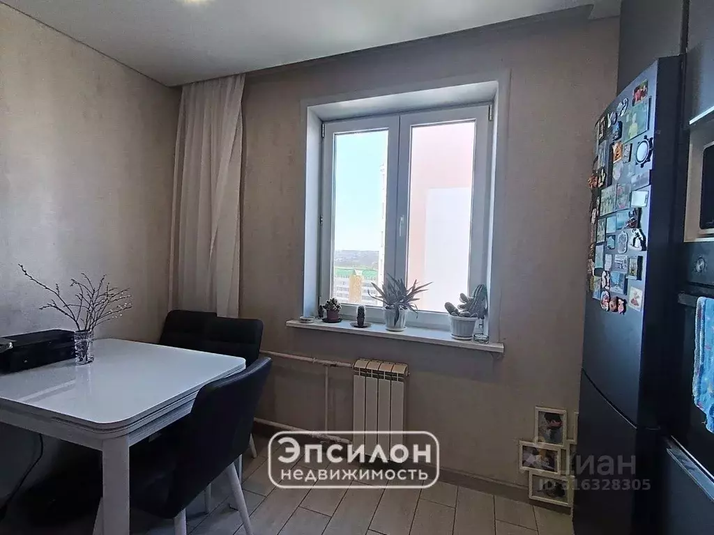 3-к кв. Курская область, Курск просп. Победы, 28 (84.83 м) - Фото 1