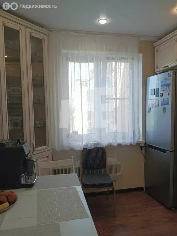 3-комнатная квартира: Зеленоградск, улица Лермонтова, 8 (66 м) - Фото 1