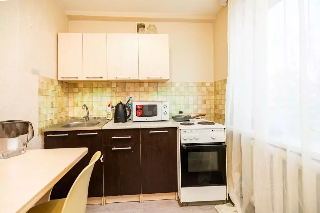 1-к кв. Ханты-Мансийский АО, Сургут ул. 50 лет ВЛКСМ, 10 (29.0 м) - Фото 1