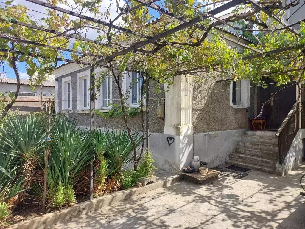 Дом в Севастополь ул. Акмолинская, 16 (95 м) - Фото 1