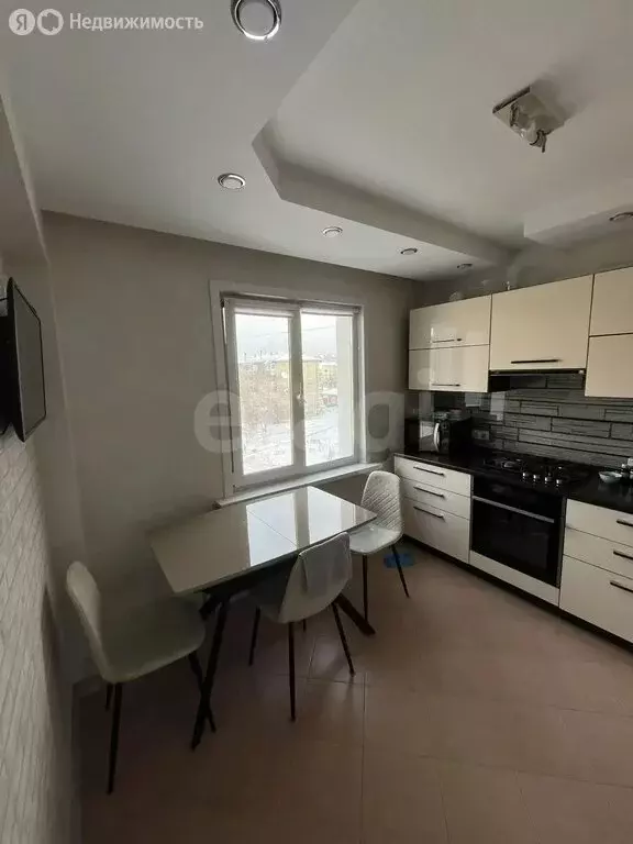 2-комнатная квартира: Ангарск, 33-й микрорайон, 10 (50.8 м) - Фото 1
