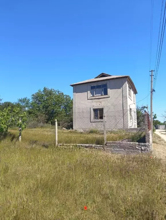 Дом в Крым, Черноморский район, с. Новосельское, Волна СНТ ул. ... - Фото 1