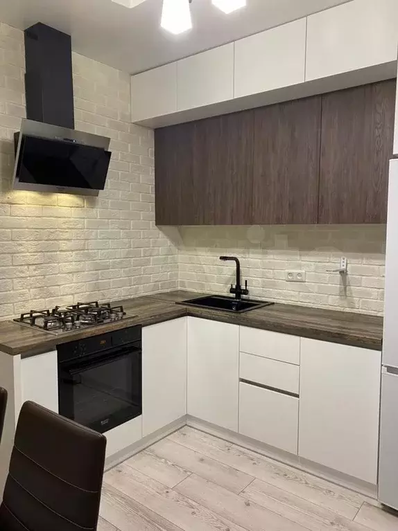 1-к. квартира, 40 м, 9/16 эт. - Фото 0