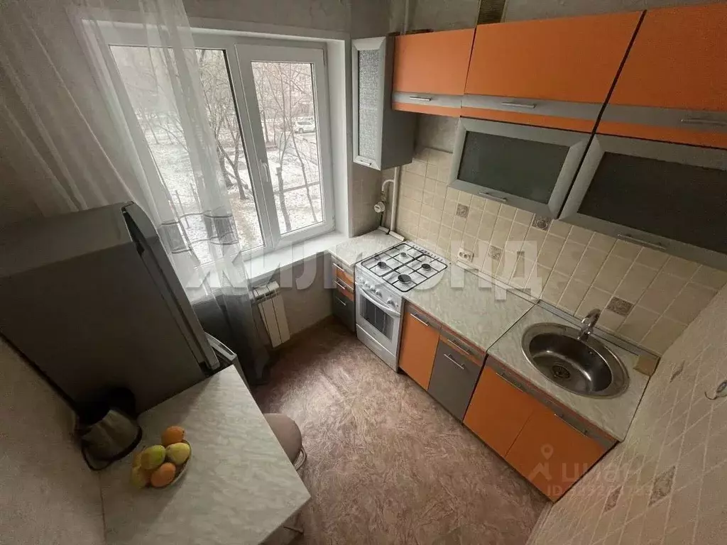 2-к кв. Хакасия, Абакан ул. Кати Перекрещенко, 16 (44.4 м) - Фото 2