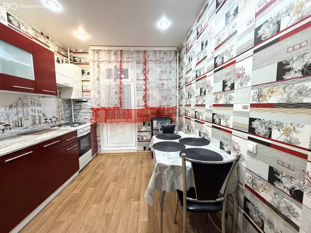 1-комнатная квартира: село Осиново, улица Гайсина, 7 (39 м) - Фото 2