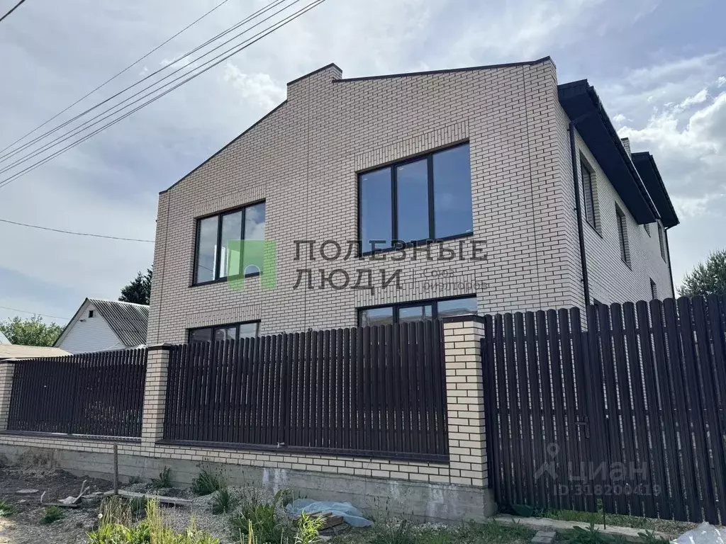 Таунхаус в Тульская область, Тула ул. Костычева, 30 (86 м) - Фото 0