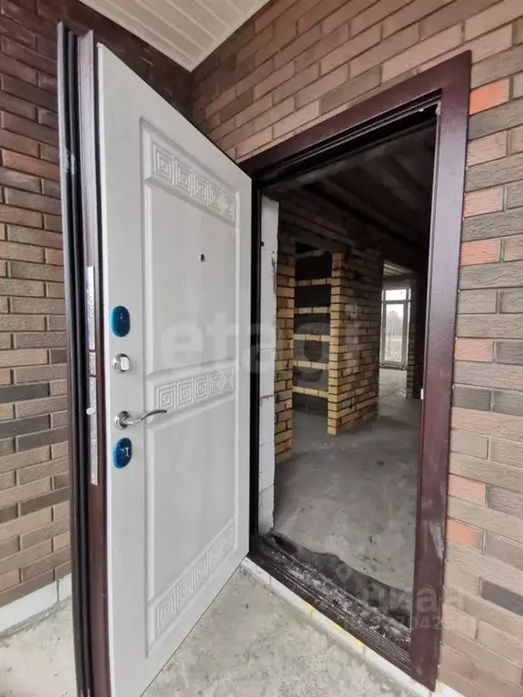 Дом в Брянская область, Брянский район, Отрадненское с/пос, с. ... - Фото 2