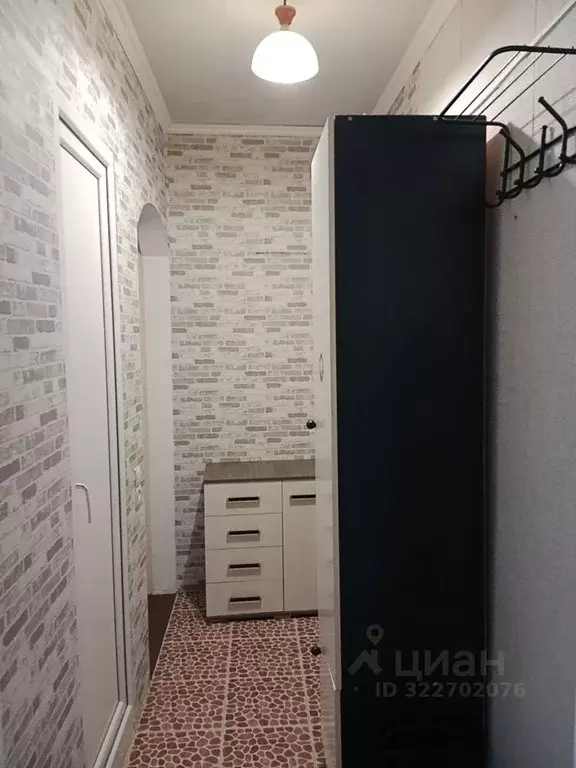 1-к кв. Саратовская область, Саратов Вишневый проезд, 15 (30.3 м) - Фото 2