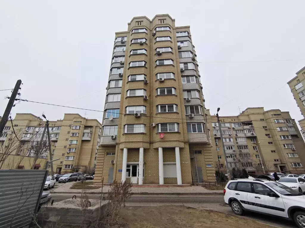 1-к кв. Астраханская область, Астрахань ул. Менжинского, 4 (60.0 м) - Фото 1