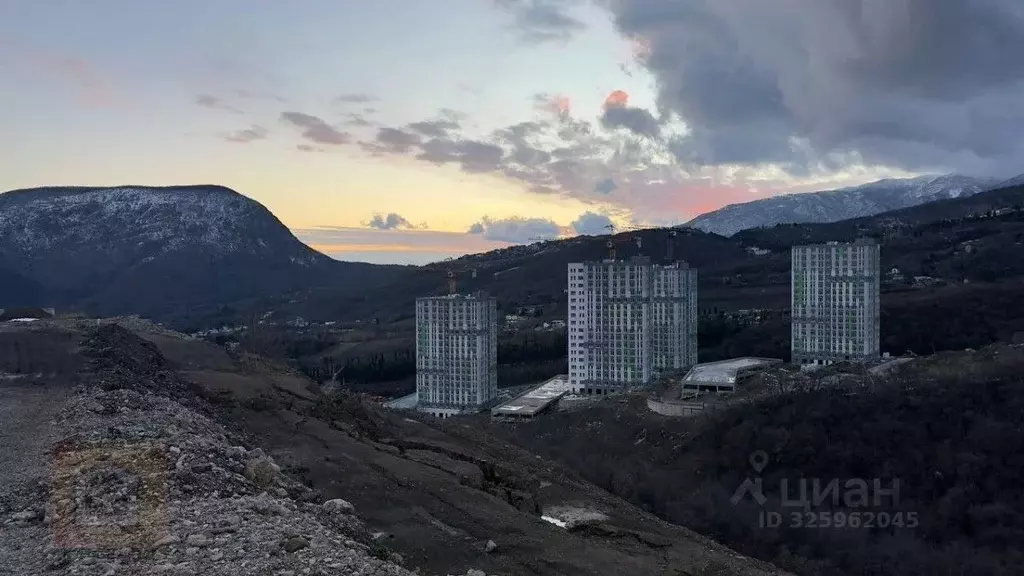 Участок в Крым, Алушта муниципальный округ, Партенит пгт ул. ... - Фото 2