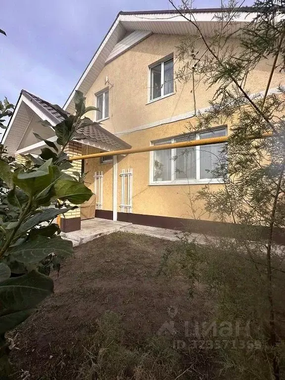 Дом в Самарская область, Волжский район, Курумоч с/пос, с. Курумоч ул. ... - Фото 2