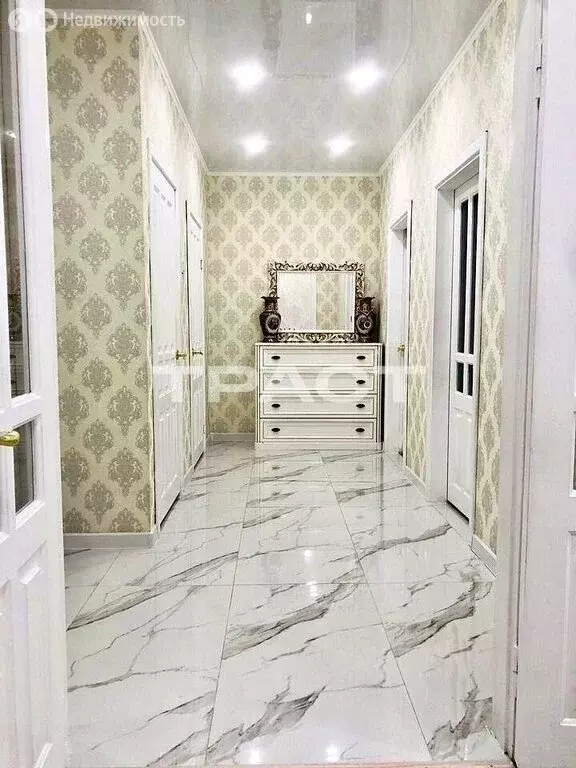 2-комнатная квартира: Воронеж, улица Академика Конопатова, 19 (64.8 м) - Фото 0