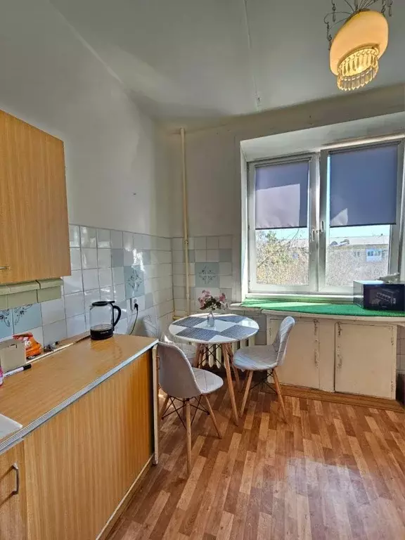 2-к кв. Иркутская область, Ангарск 81-й кв-л, 11 (55.8 м) - Фото 0