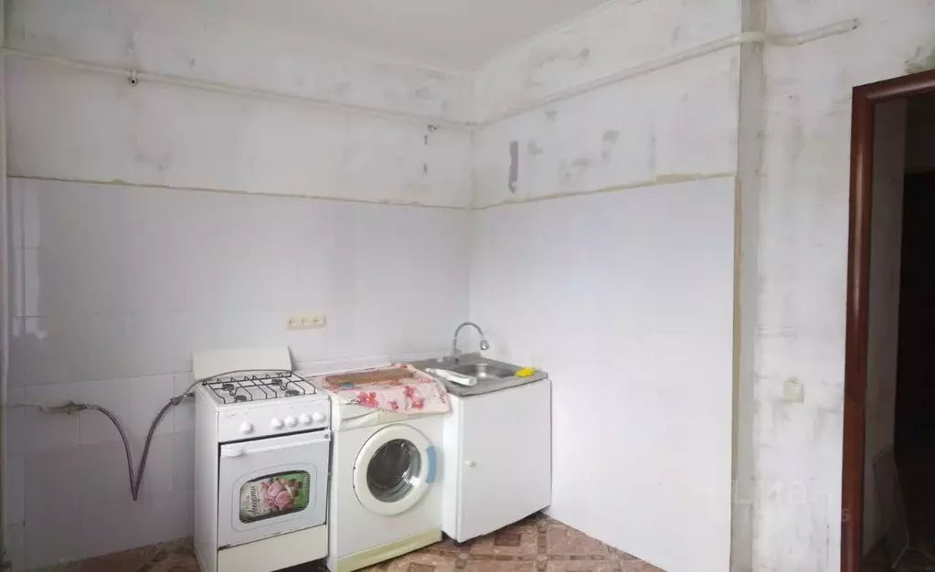 1-к кв. Саратовская область, с. Сторожевка ул. Компрессорная, 15 (38.0 ... - Фото 2