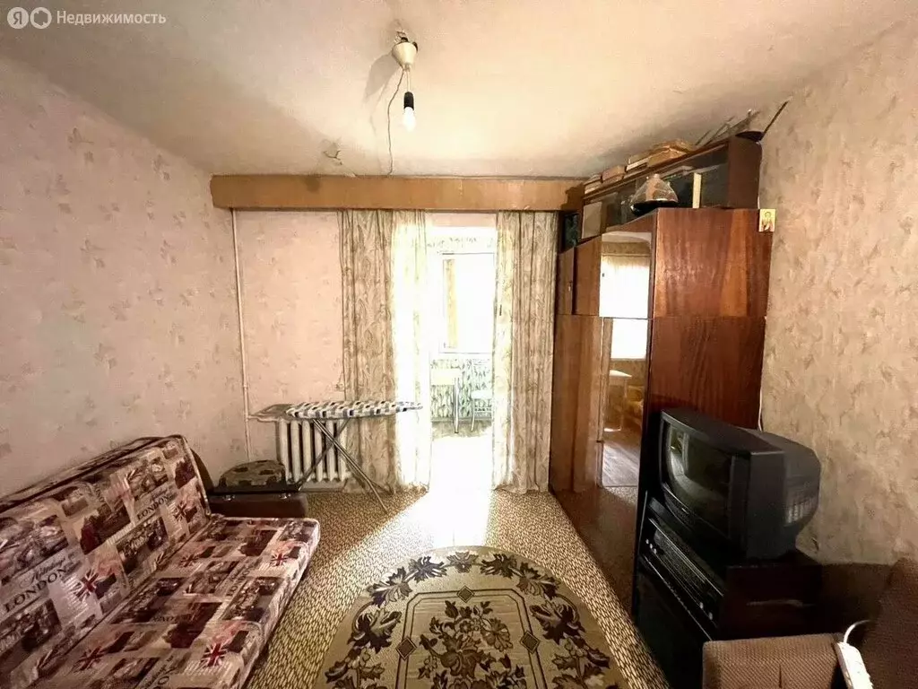 3-комнатная квартира: Ялта, улица Васильева, 7 (60.1 м) - Фото 0