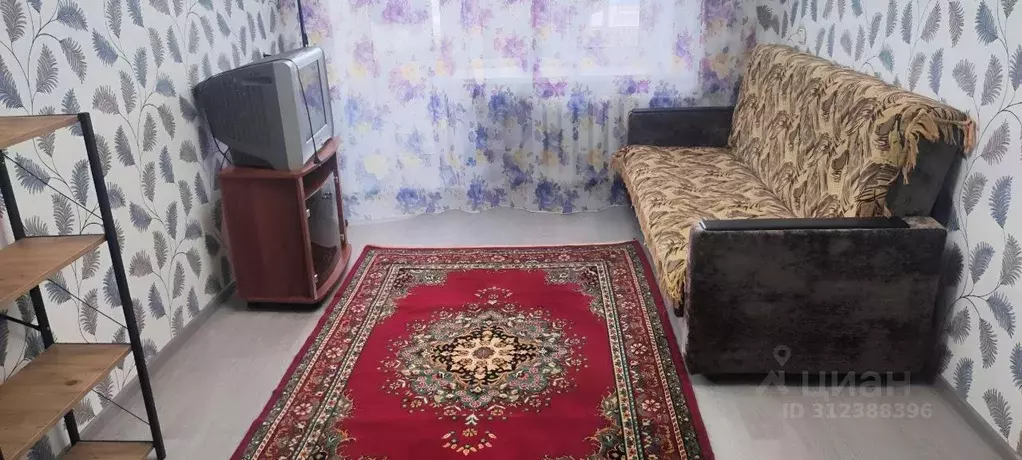 1-к кв. Нижегородская область, Дзержинск ул. Пирогова, 34 (32.2 м) - Фото 0