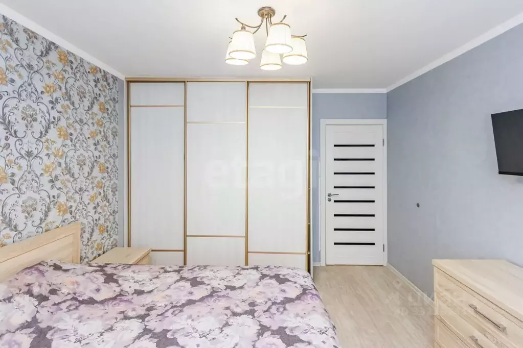 3-к кв. Тюменская область, Тюмень Кремлевская ул., 85к1 (89.9 м) - Фото 1