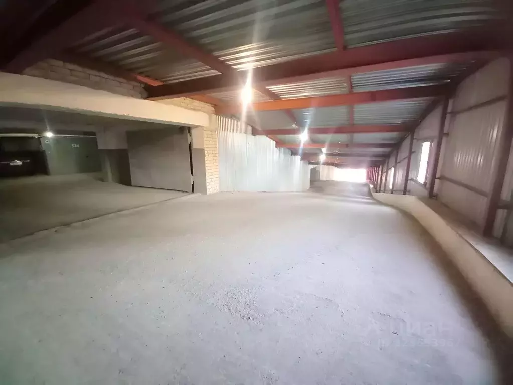 Гараж в Татарстан, Нижнекамск ул. Сююмбике, 74 (8 м) - Фото 2