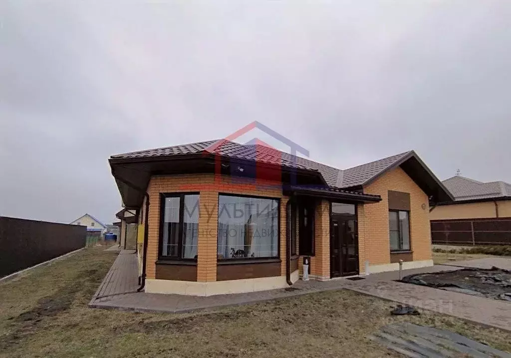 Коттедж в Белгородская область, Старый Оскол ул. Кладовая, 42 (180 м) - Фото 0