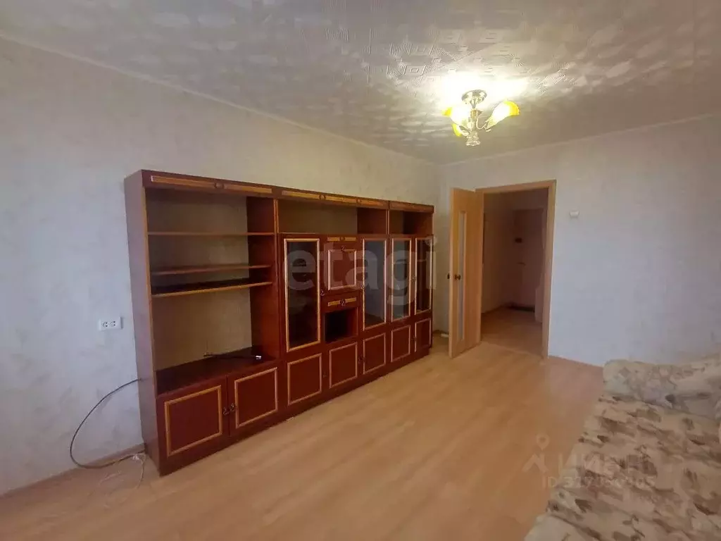 2-к кв. Челябинская область, Чебаркуль ул. Крылова, 8А (39.8 м) - Фото 1