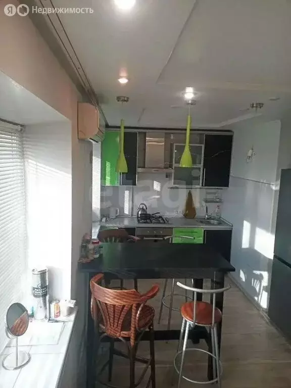 2-комнатная квартира: Омск, Ленинградская площадь, 2А (41.8 м) - Фото 1