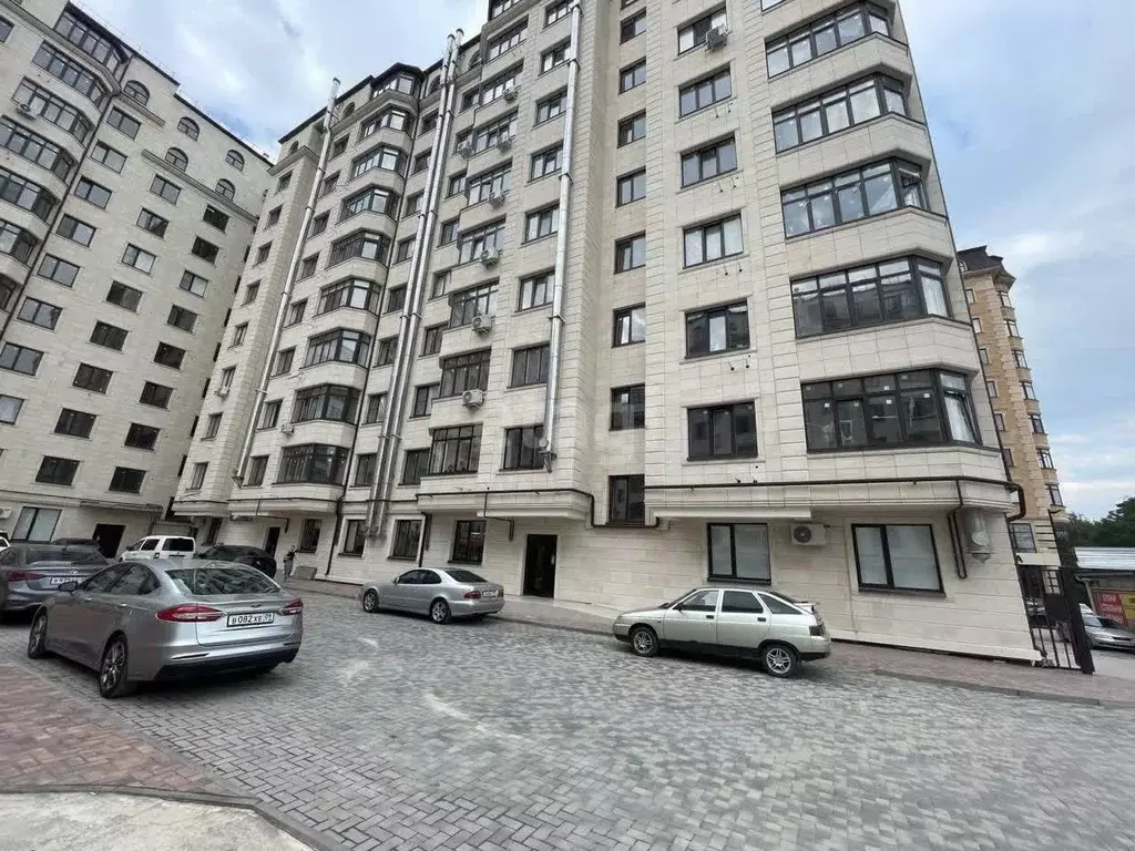 2-к кв. Карачаево-Черкесия, Черкесск Первомайская ул., 8 (57.8 м) - Фото 0