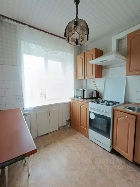2-к кв. Чувашия, Канаш Трудовая ул., 1 (43.7 м) - Фото 0