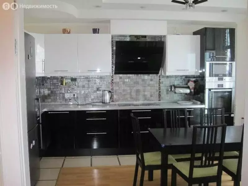 3-комнатная квартира: Москва, Можайское шоссе, 22к2 (100 м) - Фото 1
